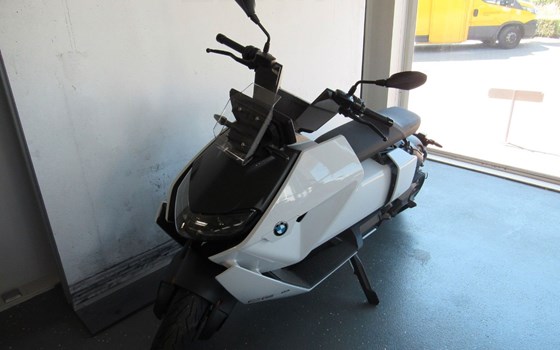Gebrauchtmotorrad BMW CE 04 - Bild 5