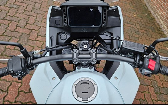 Gebrauchtmotorrad Honda NX500 - Bild 9