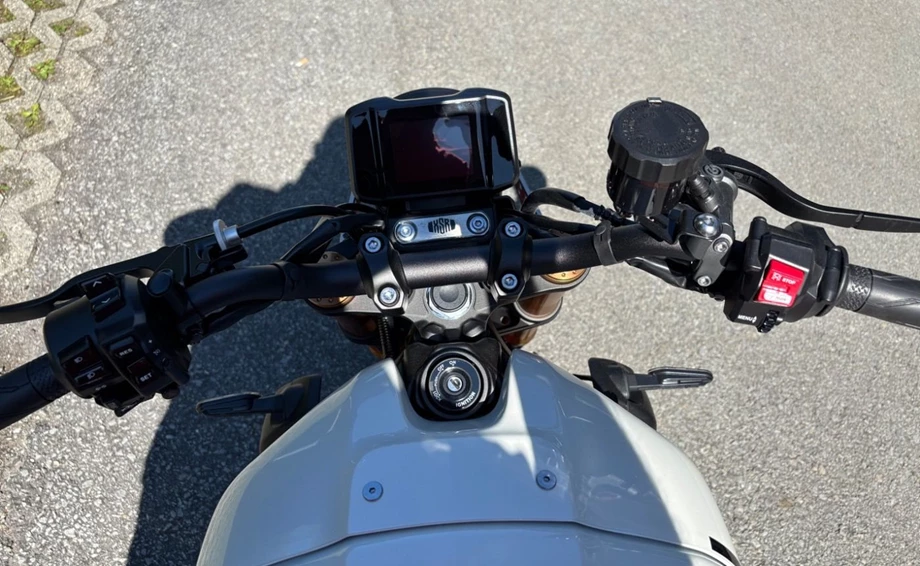 Angebot Yamaha XSR900 Bild 12: Angebot Yamaha XSR900