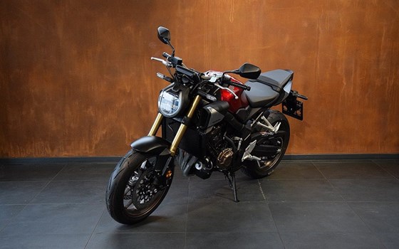 Neufahrzeug Honda CB650R E-Clutch - Bild 2