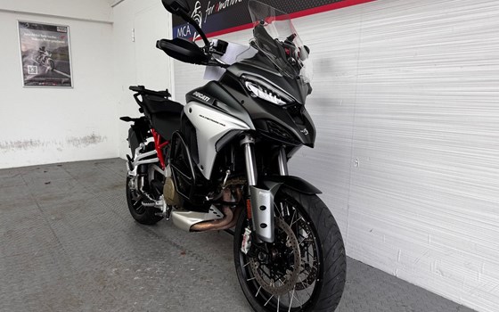Gebrauchtmotorrad Ducati Multistrada V4 S - Bild 3