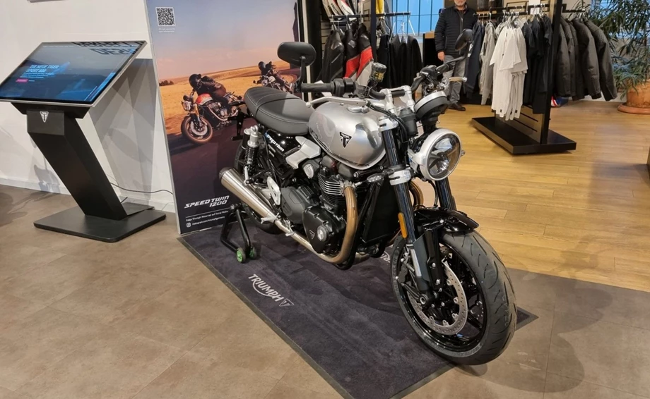 Angebot Triumph Speed Twin 1200 Bild 3: Angebot Triumph Speed Twin 1200