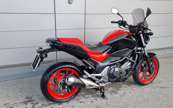 Gebrauchtmotorrad Honda NC750S DCT - Bild 3 Gebrauchtmotorrad Honda NC750S DCT - Bild 3