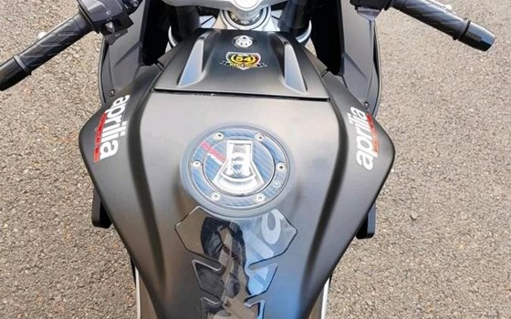 Gebrauchtmotorrad Aprilia RS 125 - Bild 2 Gebrauchtmotorrad Aprilia RS 125 - Bild 2