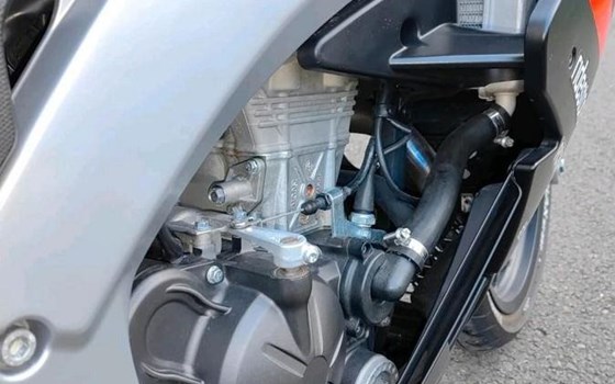 Gebrauchtmotorrad Aprilia RS 125 - Bild 6 Gebrauchtmotorrad Aprilia RS 125 - Bild 6
