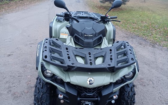 Gebrauchtmotorrad Can-Am Outlander 570 DPS - Bild 2 Gebrauchtmotorrad Can-Am Outlander 570 DPS - Bild 2