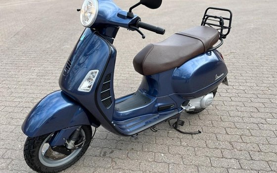 Gebrauchtmotorrad Vespa GT 125 L - Bild 1 Gebrauchtmotorrad Vespa GT 125 L - Bild 1