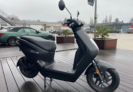 Neumotorrad Honda EM1 e