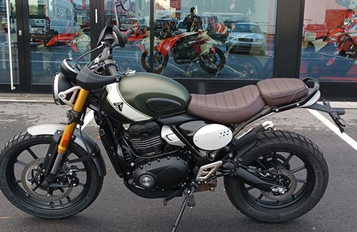 Neumotorrad Triumph Scrambler 400 X