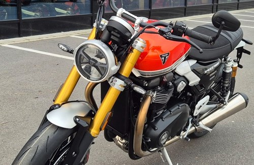 Neumotorrad Triumph Speed Twin 1200 RS