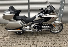 Neumotorrad Honda GL1800 F6B