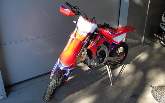 Gebrauchtmotorrad Honda CRF 450 RX - Bild 1 Gebrauchtmotorrad Honda CRF 450 RX - Bild 1