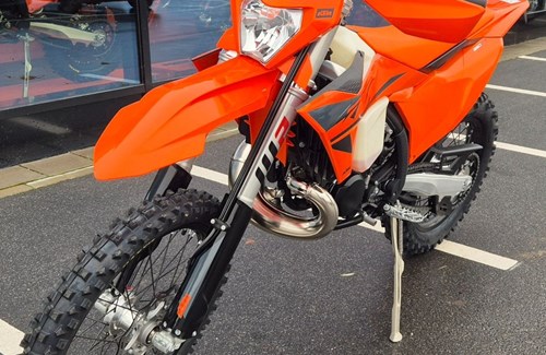 Neumotorrad KTM 250 EXC