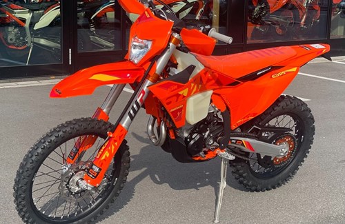 Neumotorrad KTM 350 EXC-F SIX DAYS