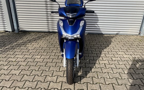 Gebrauchtmotorrad Honda SH125i - Bild 7