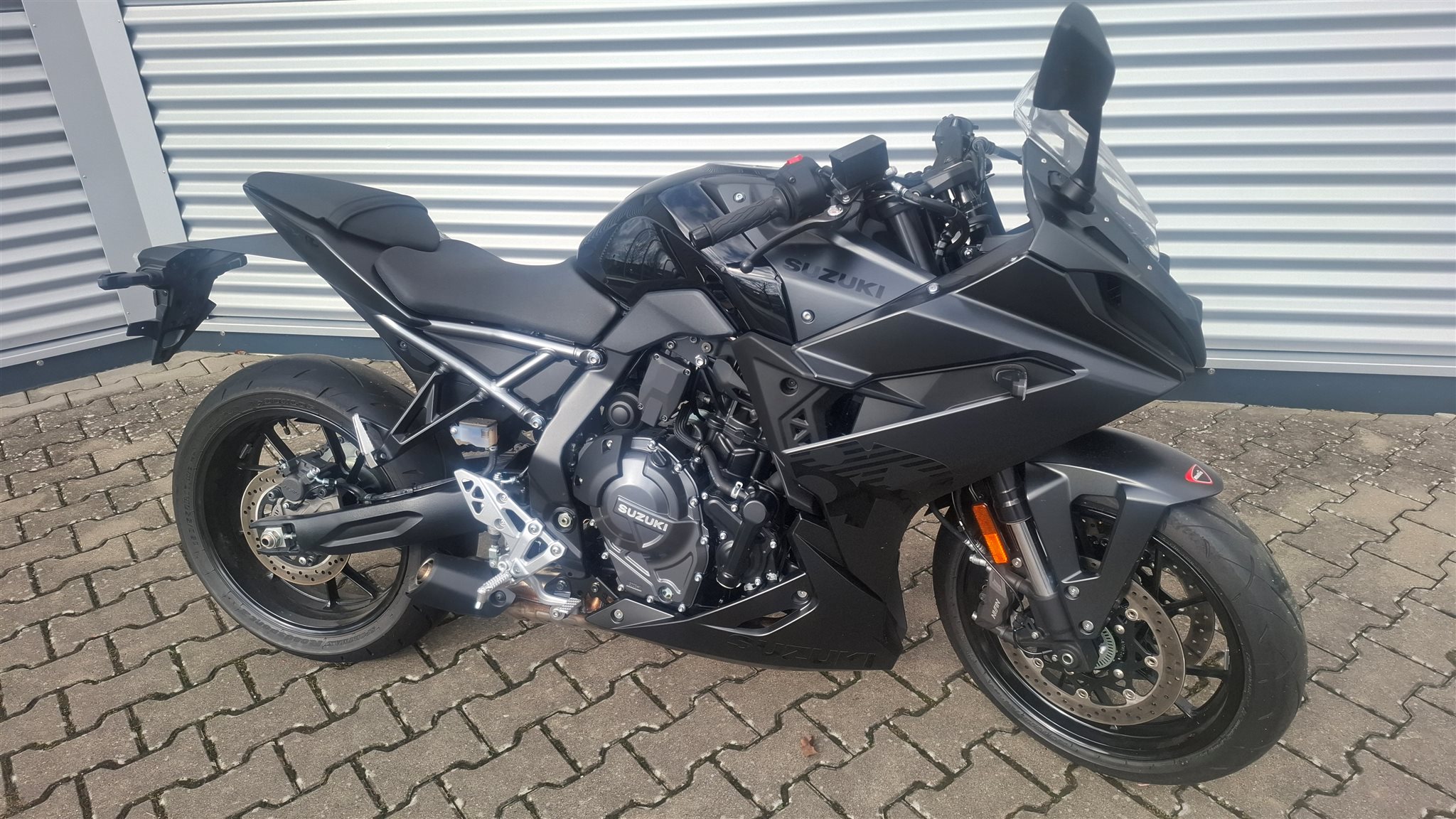 Suzuki GSX-8R