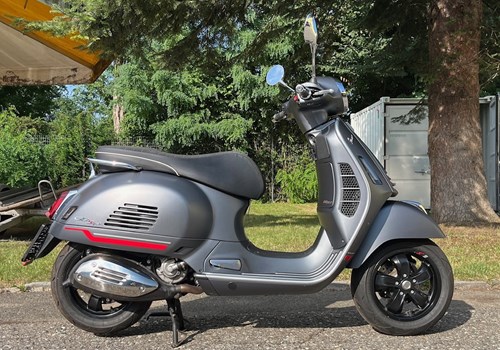 Vespa GTS 300