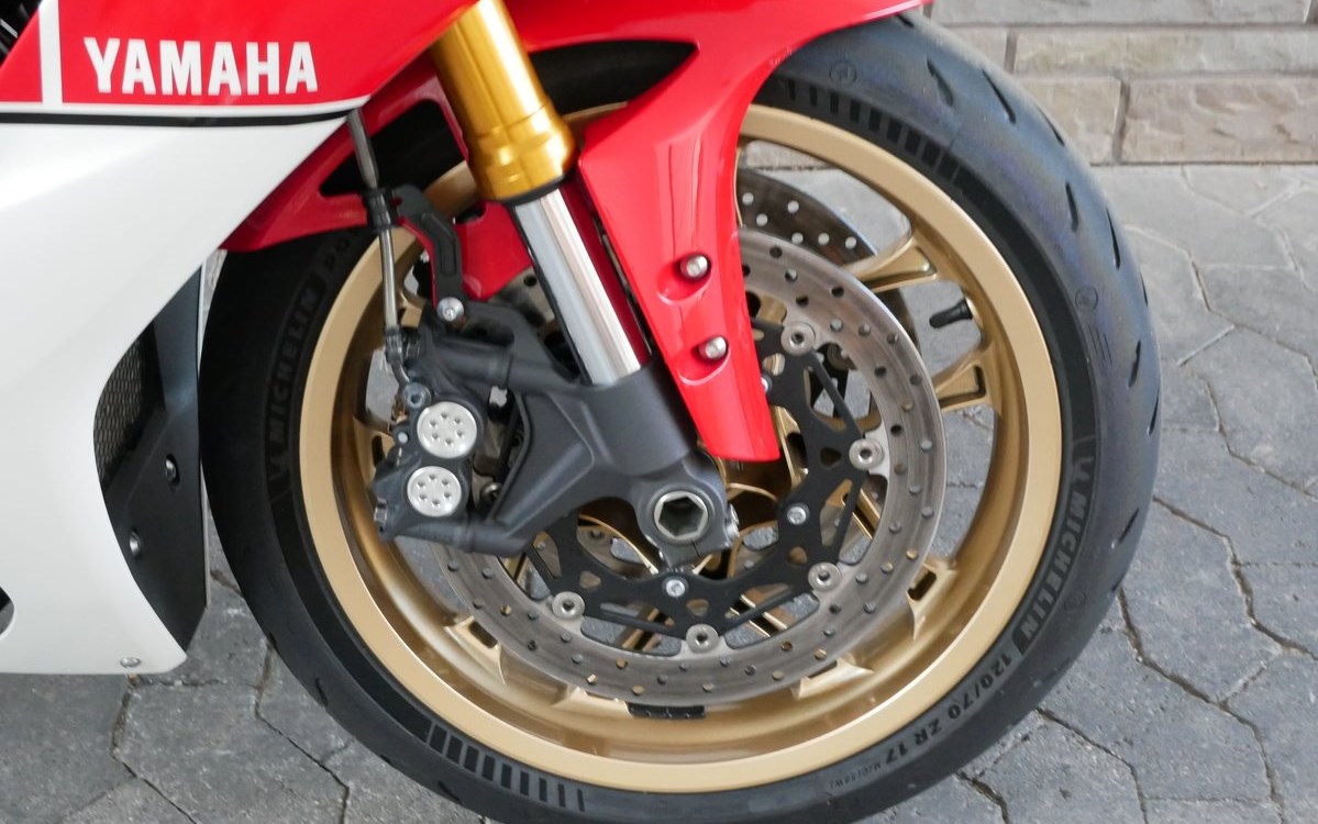 Angebot Yamaha R1