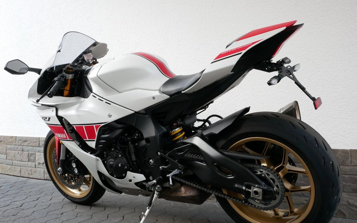 Angebot Yamaha R1