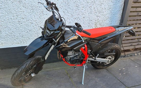 Gebrauchtmotorrad Beta RR 125 LC Motard - Bild 6 Gebrauchtmotorrad Beta RR 125 LC Motard - Bild 6