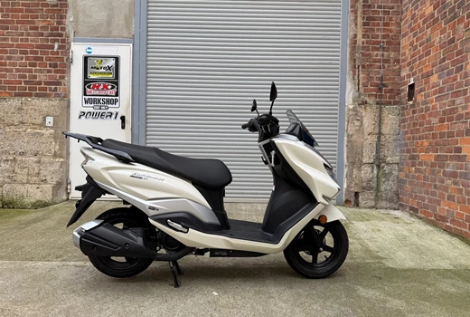 Suzuki Burgman Street 125EX
