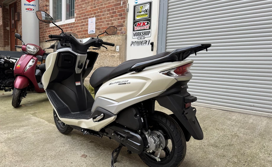 Angebot Suzuki Burgman Street 125EX Bild 6: Angebot Suzuki Burgman Street 125EX