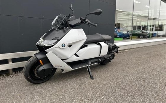 Gebrauchtmotorrad BMW CE 04 - Bild 2 Gebrauchtmotorrad BMW CE 04 - Bild 2
