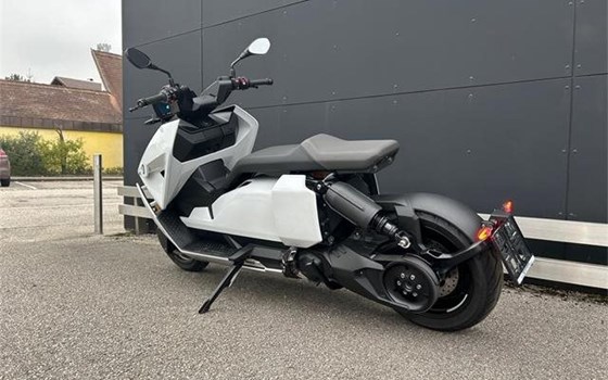 Gebrauchtmotorrad BMW CE 04 - Bild 3 Gebrauchtmotorrad BMW CE 04 - Bild 3