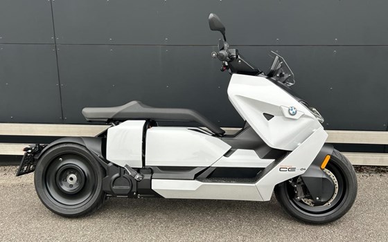 Gebrauchtmotorrad BMW CE 04 - Bild 6