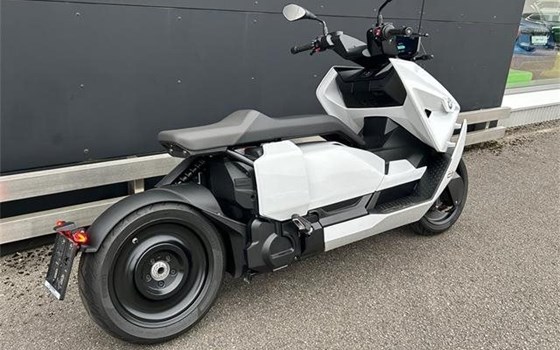 Gebrauchtmotorrad BMW CE 04 - Bild 7 Gebrauchtmotorrad BMW CE 04 - Bild 7