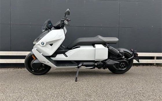 Gebrauchtmotorrad BMW CE 04 - Bild 3 Gebrauchtmotorrad BMW CE 04 - Bild 3