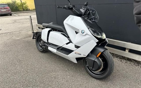 Gebrauchtmotorrad BMW CE 04 - Bild 8 Gebrauchtmotorrad BMW CE 04 - Bild 8