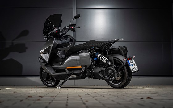 Gebrauchtmotorrad BMW CE 04 - Bild 11