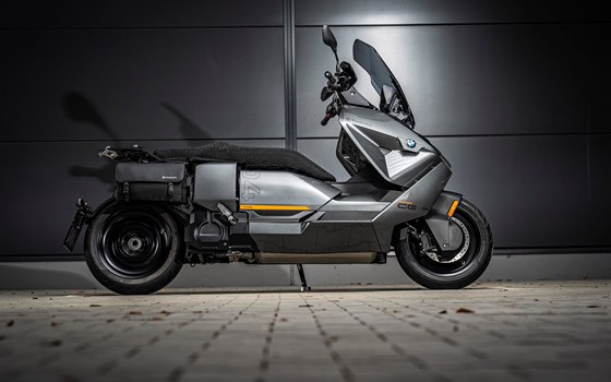 Gebrauchtmotorrad BMW CE 04 - Bild 8
