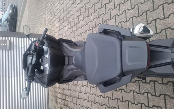 Gebrauchtmotorrad Honda Forza 750 - Bild 12