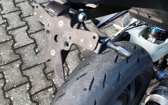 Motorrad Occasion Honda CB 1000 R - Bild 8