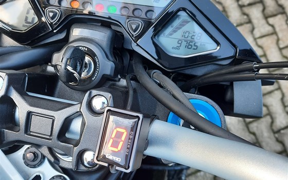 Motorrad Occasion Honda CB 1000 R - Bild 9