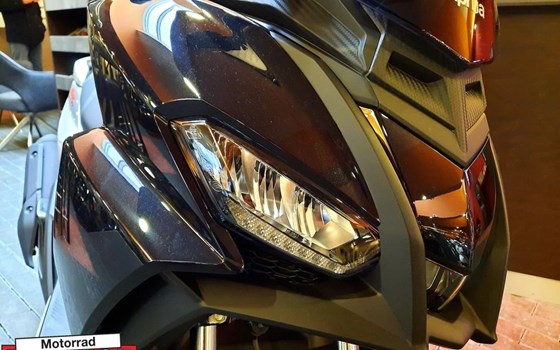 Neufahrzeug Aprilia SR GT 200 - Bild 8