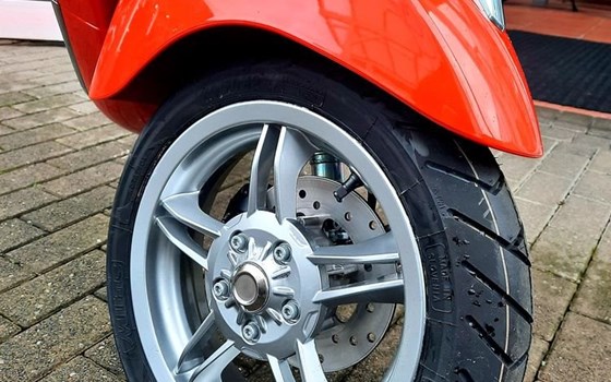 Neufahrzeug Vespa Primavera 50 2T - Bild 6