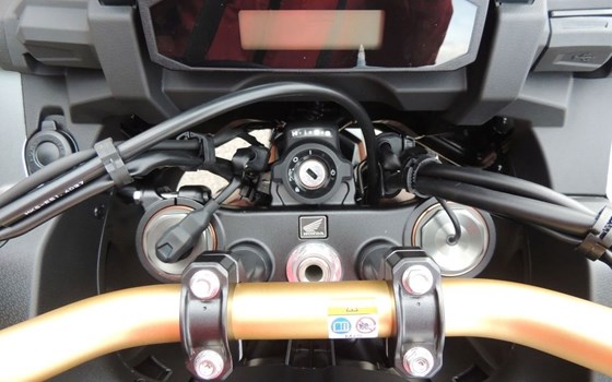 Gebrauchtmotorrad Honda CRF1100L Africa Twin Adventure Sports DCT - Bild 2