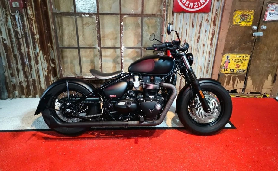 Offer Triumph Bonneville Bobber Black Bild 2: Offer Triumph Bonneville Bobber Black