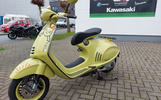 Neufahrzeug Vespa 946 10° Anniversario - Bild 15