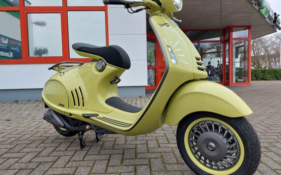 Neufahrzeug Vespa 946 10° Anniversario - Bild 5