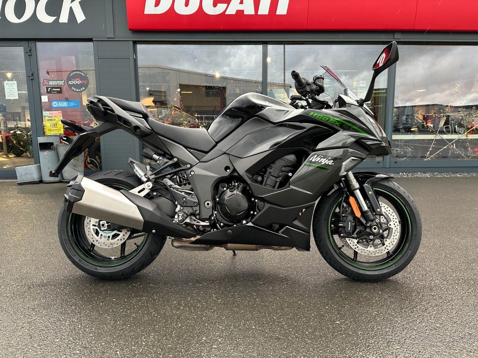 Kawasaki Ninja 1100SX