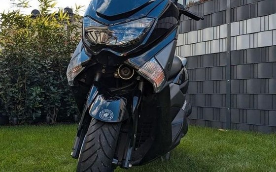 Gebrauchtmotorrad Yamaha NMAX 125 - Bild 2 Gebrauchtmotorrad Yamaha NMAX 125 - Bild 2