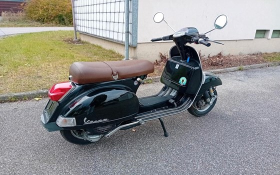 Gebrauchtmotorrad Vespa PX 125 - Bild 4 Gebrauchtmotorrad Vespa PX 125 - Bild 4