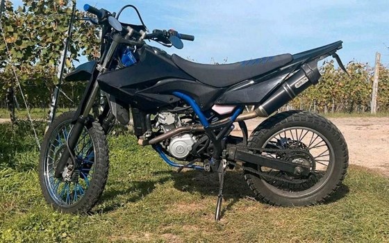 Gebrauchtmotorrad Yamaha WR125R - Bild 1 Gebrauchtmotorrad Yamaha WR125R - Bild 1