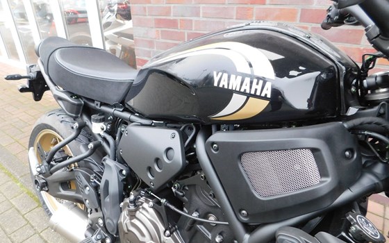 Gebrauchtmotorrad Yamaha XSR700 - Bild 11