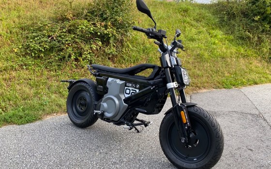 Neufahrzeug BMW CE 02 11kW - Bild 8