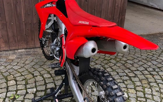 Gebrauchtmotorrad Honda CRF250R - Bild 7 Gebrauchtmotorrad Honda CRF250R - Bild 7